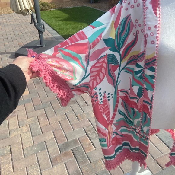 Colorful Kimono Style Top - Picture 5 of 14